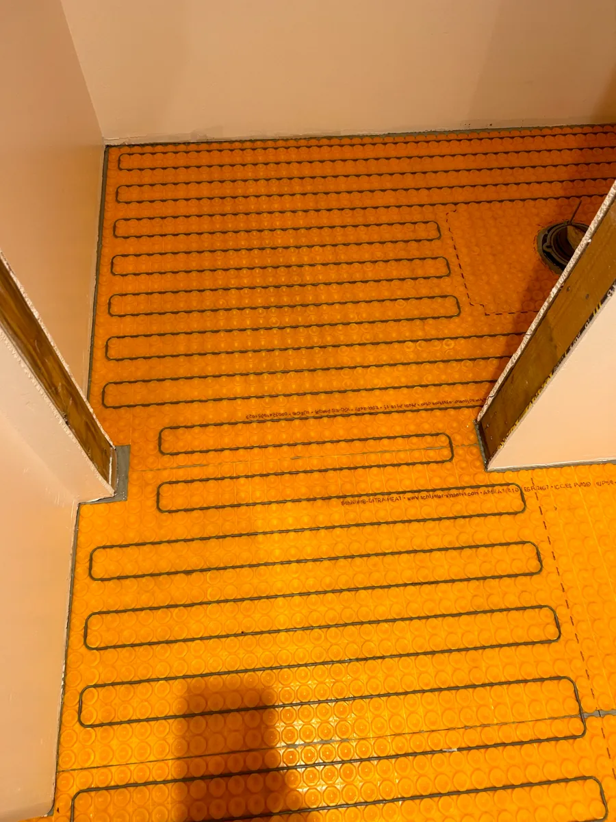 Electric heated floor installation